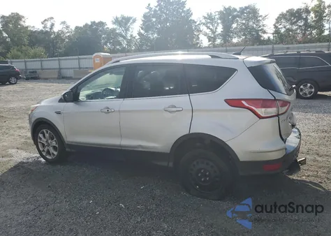 2015 Ford Escape Titanium z USA, uszkodzony, nr VIN 1FMCU0J9XFUA32711